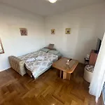 Stex Urban 4 דירה *